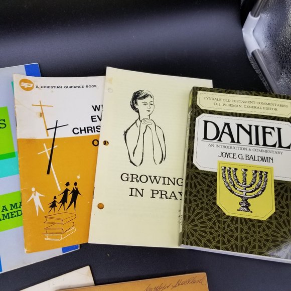 Christian Bible Study Devotional Scripture Church Educational Lot 12 Good News - Picture 4 of 7